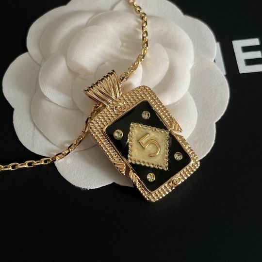 Chanel necklace 12lyh156